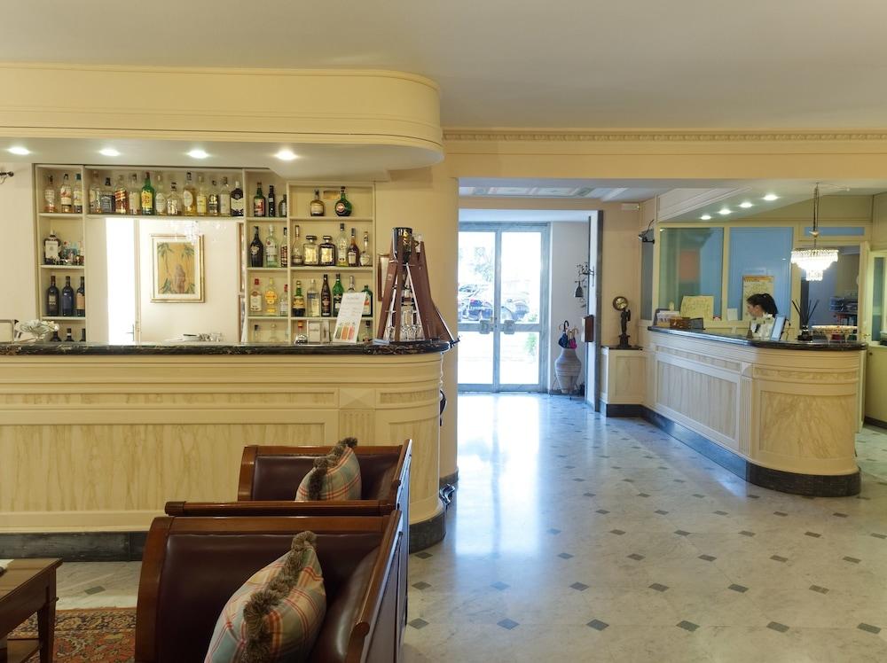 לידו די קאמאיורה Hotel Europa מראה חיצוני תמונה